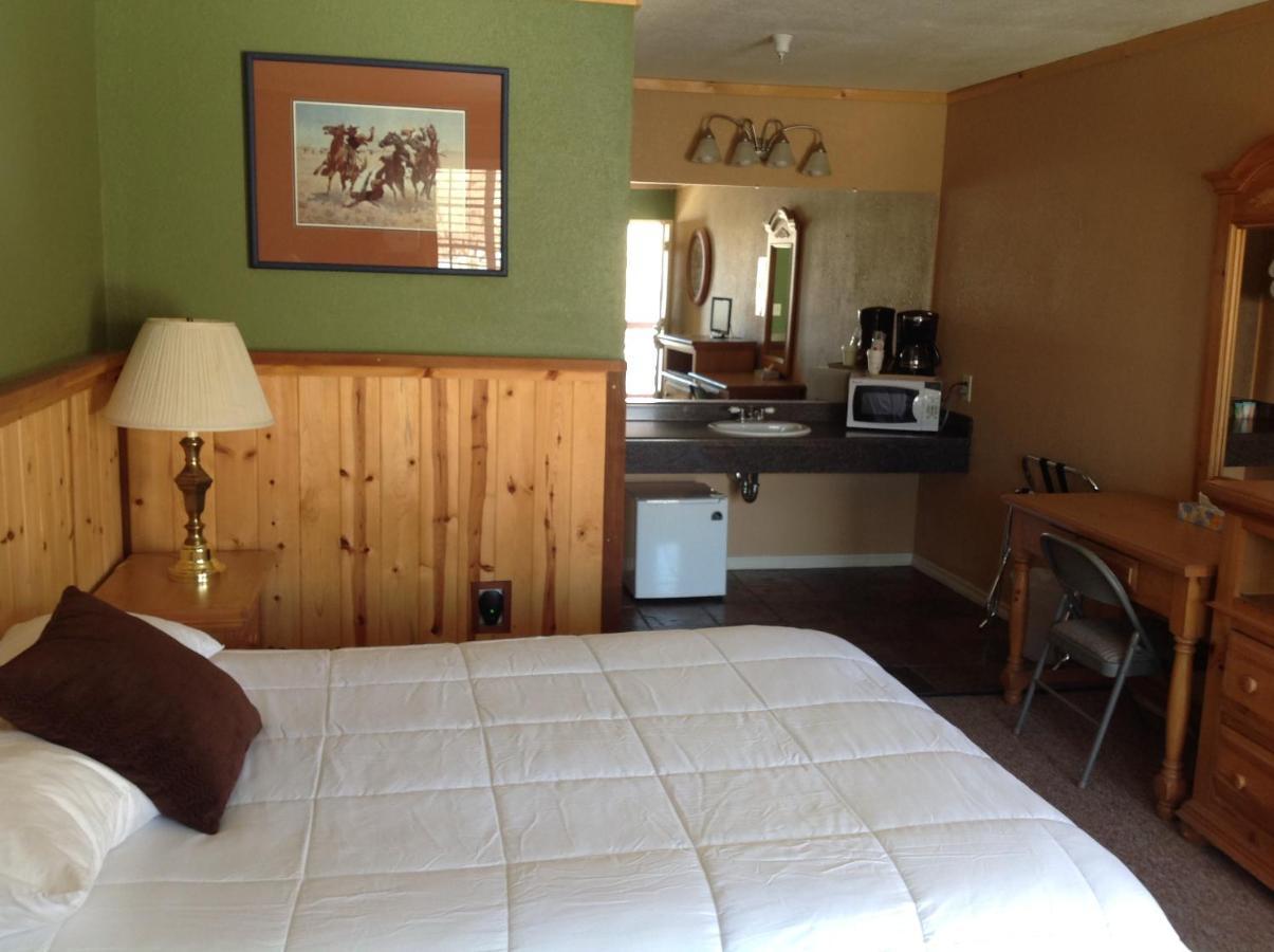 Queen Room