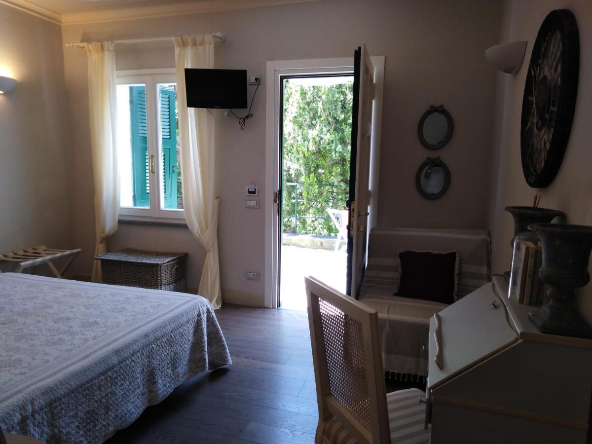 Double or Twin Room Mountain View