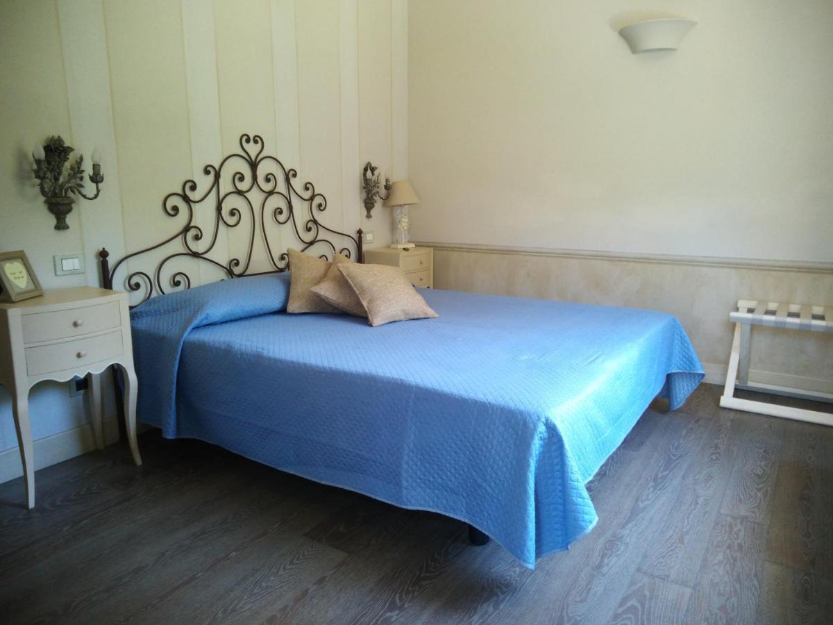 Double or Twin Room Mountain View