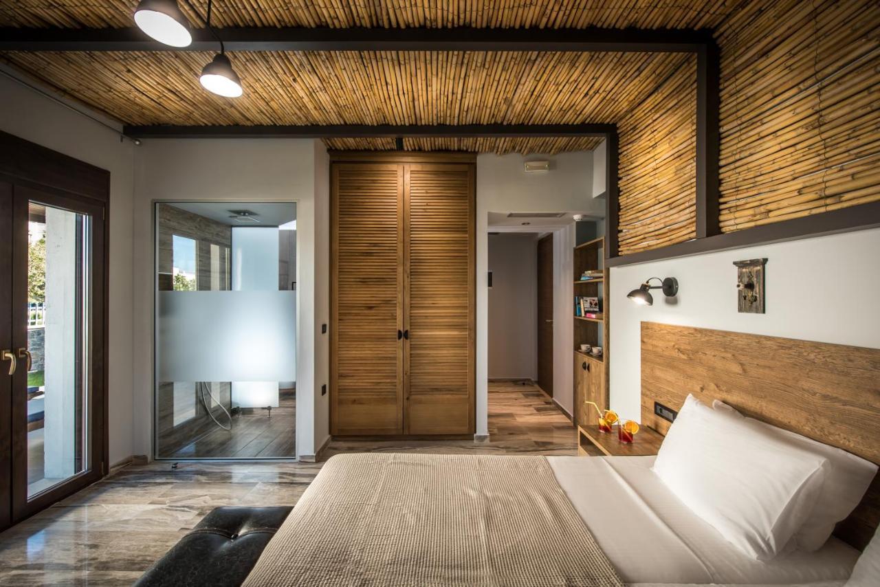 Doppelzimmer mit Whirlpool-Badewanne