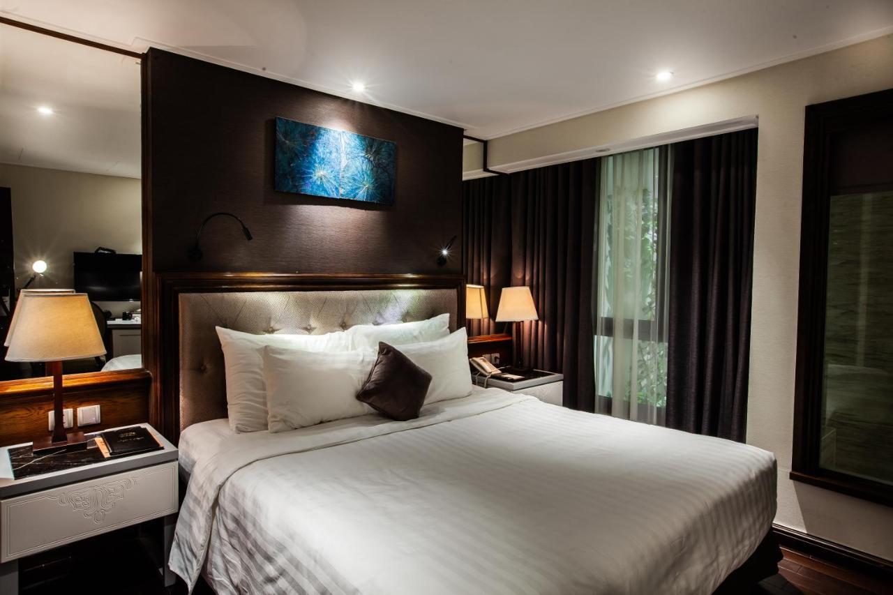 Standard Double or Twin Room,1222218079:JPEG