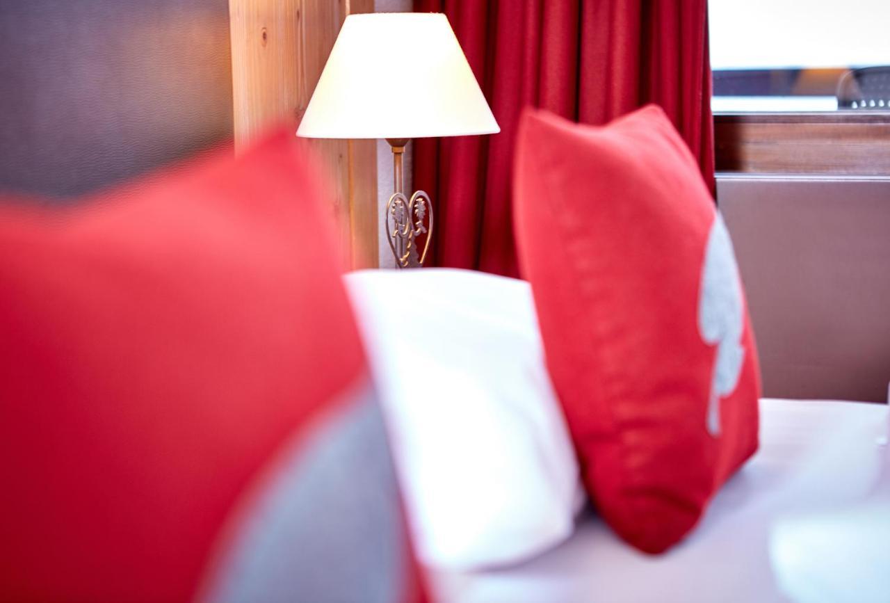 Zweibettzimmer mit Terrasse