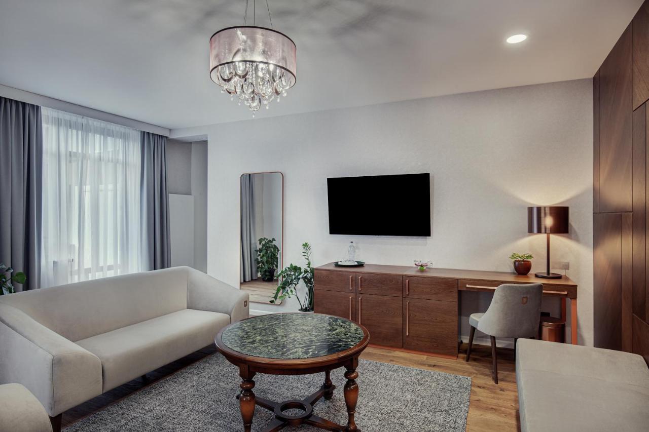 Presidential Suite