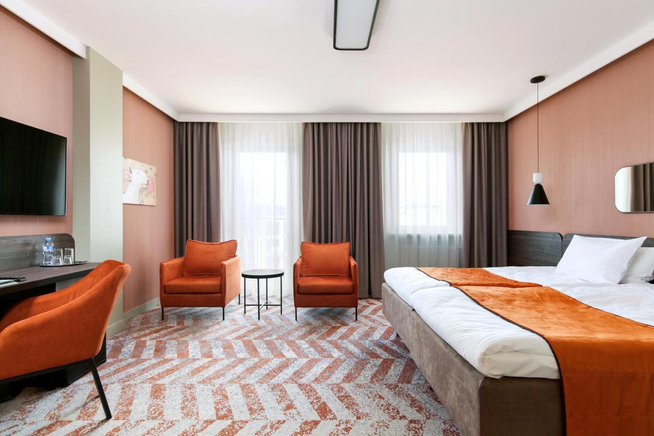 Superior Deluxe Double or Twin Room
