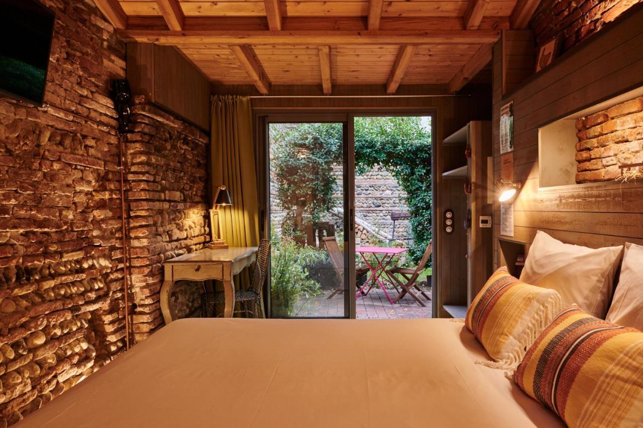 Chambre Double - Vue sur Jardin - Le Poulailler