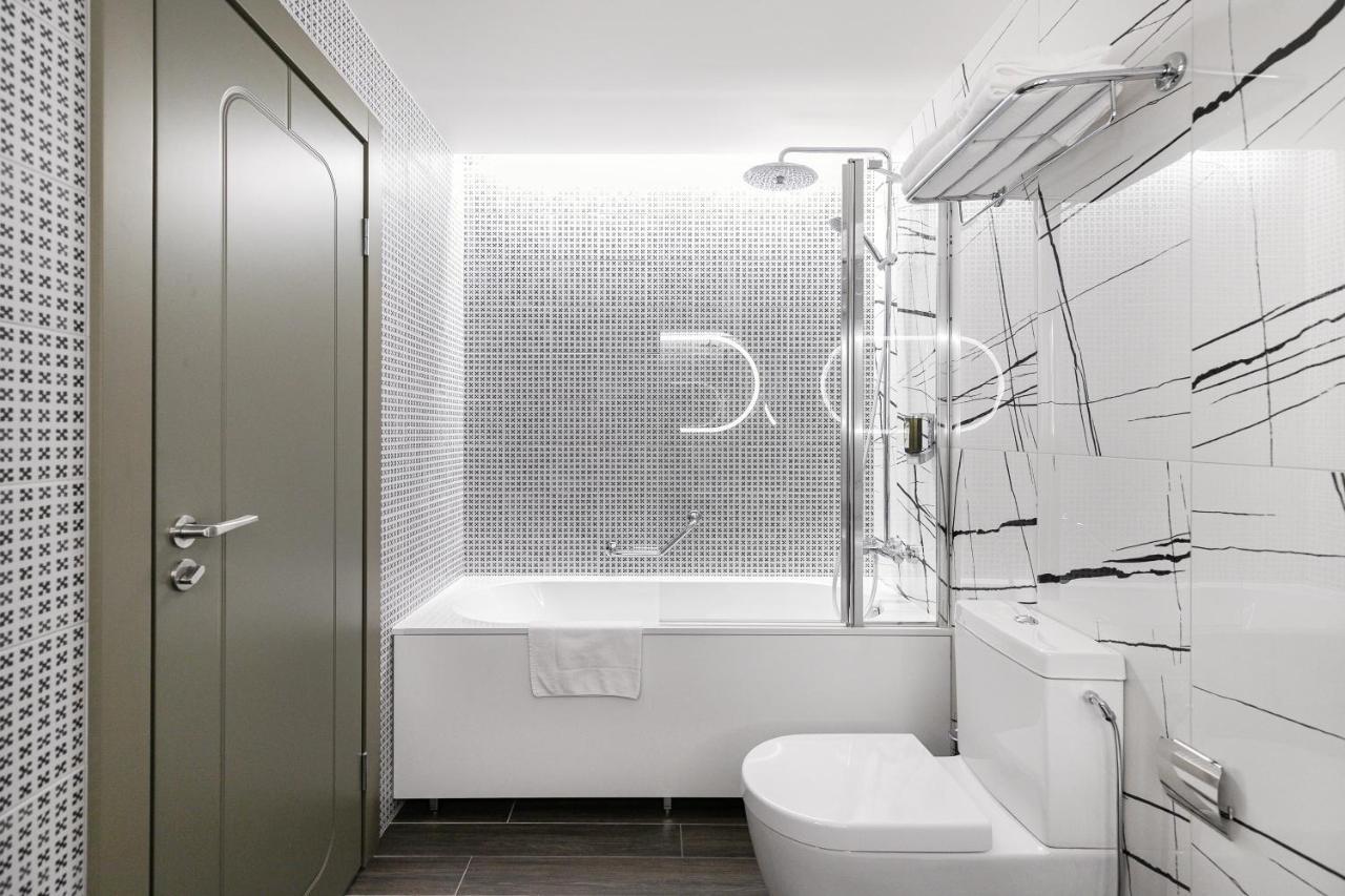 Superior Deluxe Double or Twin Room