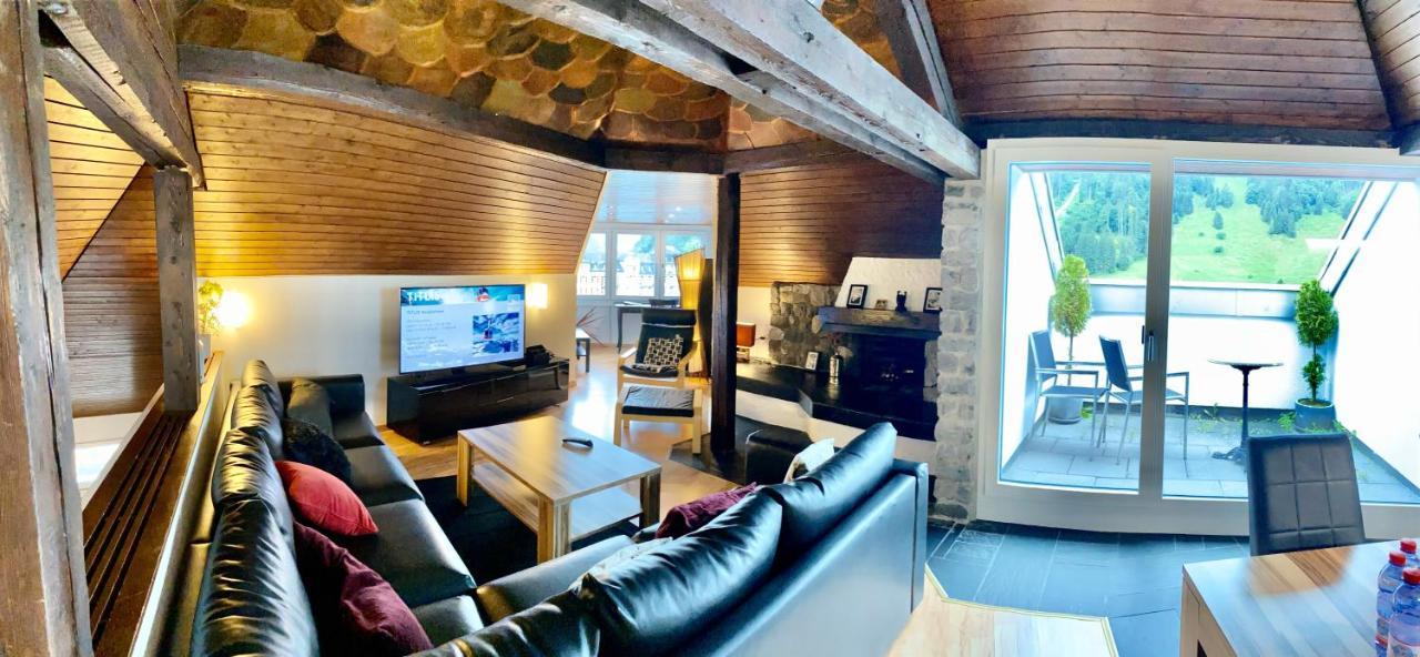 Deluxe Penthouse Suite Panorama view