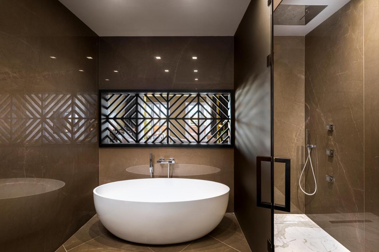 Suite Side Seaview & Hot Tub