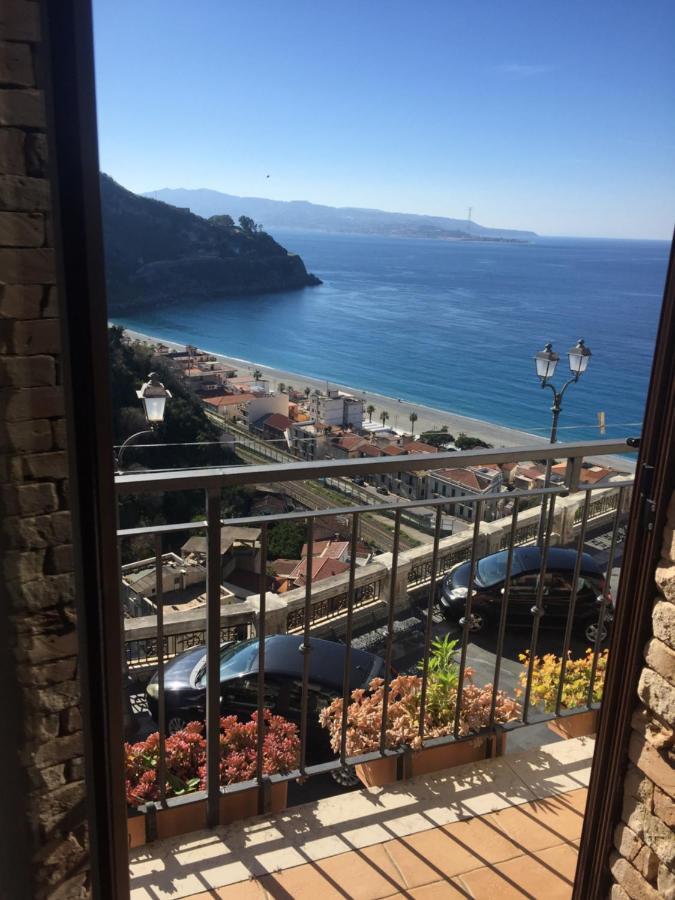 Camera Matrimoniale con Vista Mare
