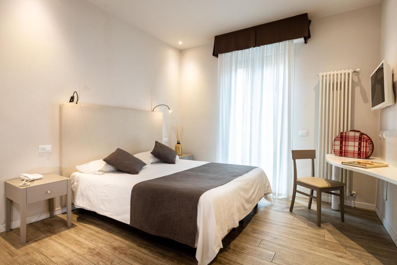 Comfort Double or Twin Room Partial Lake View Annex