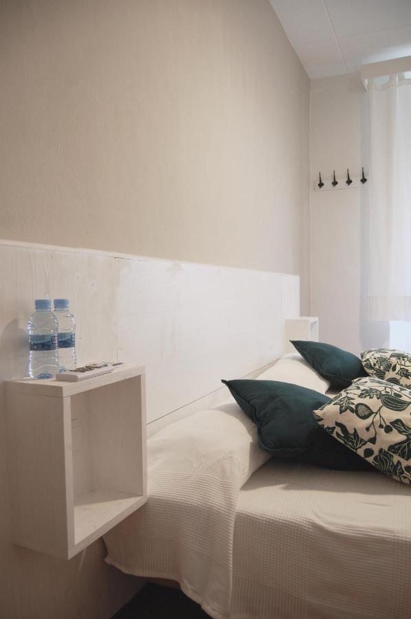 Double or Twin Room Private Bathroom