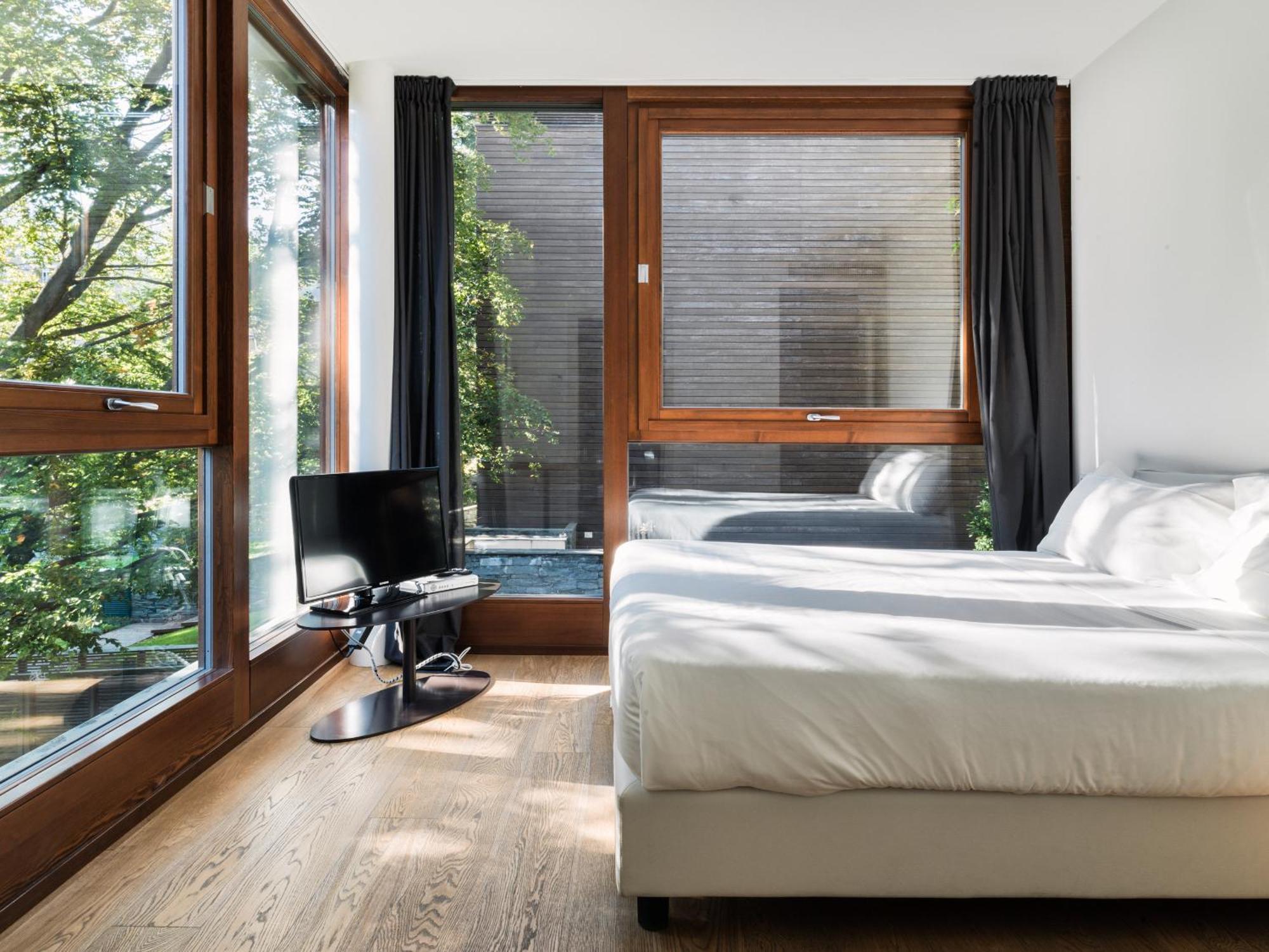 Double or Twin Room with Garden View
