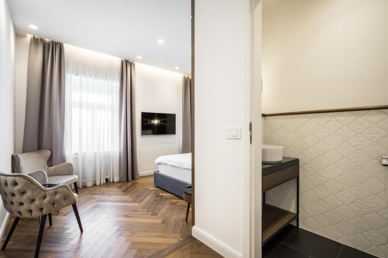 Superior Queen Room