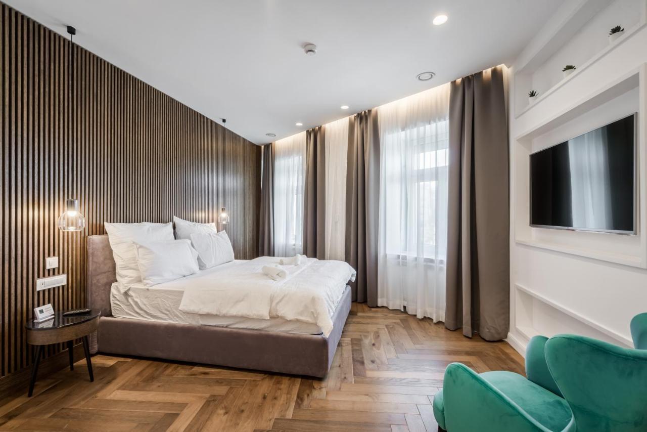 Superior Queen Room