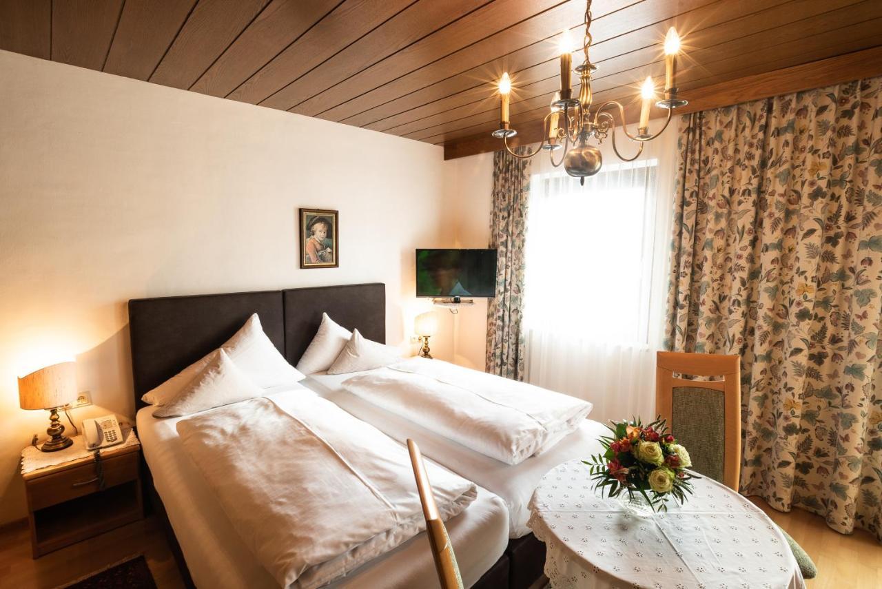 Standard Double or Twin Room,1112274012:JPEG