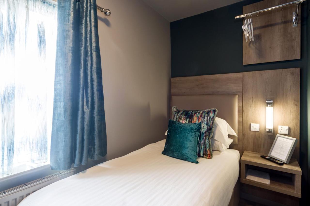 Superior Single Room
