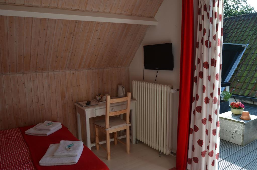 Double Room Private External Bathroom