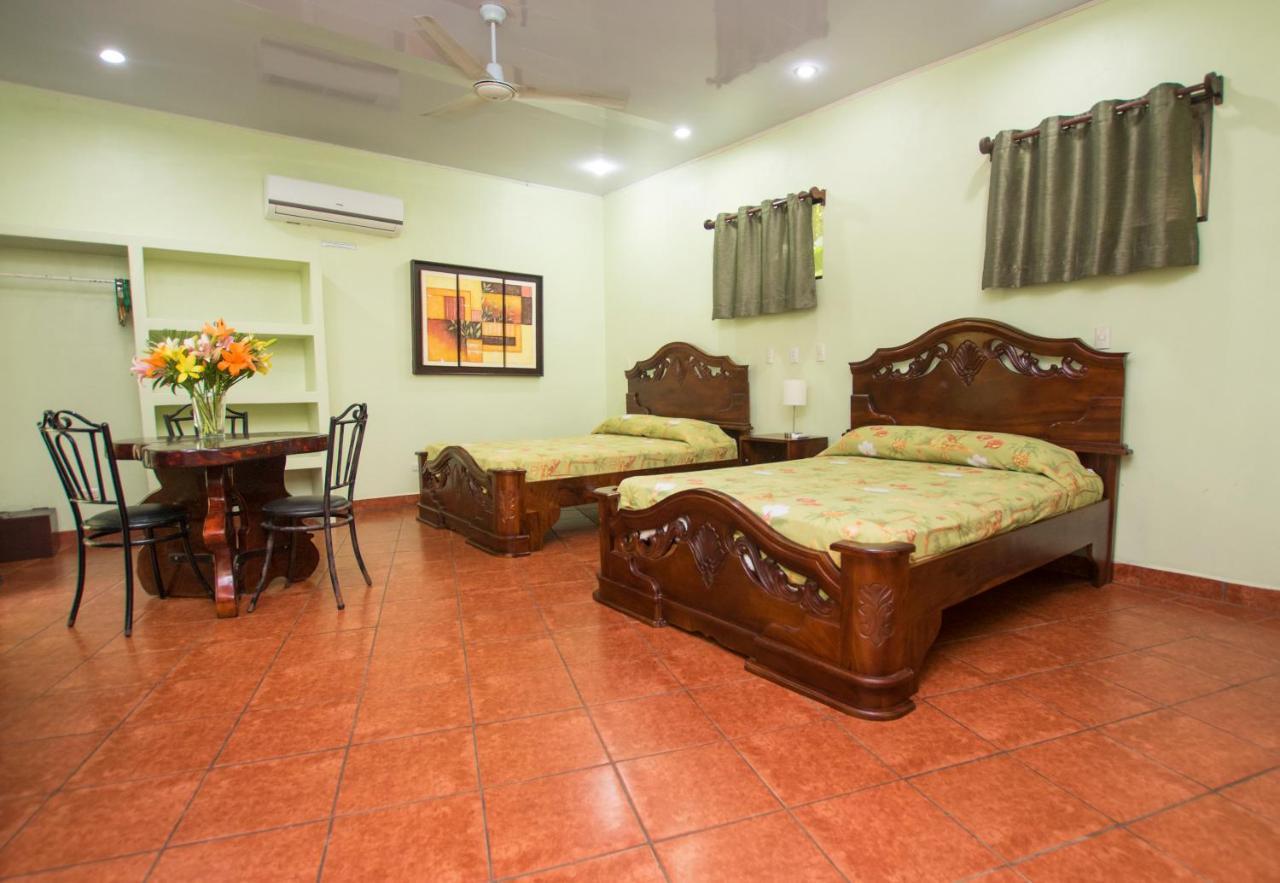 Habitación Cuádruple con balcón
