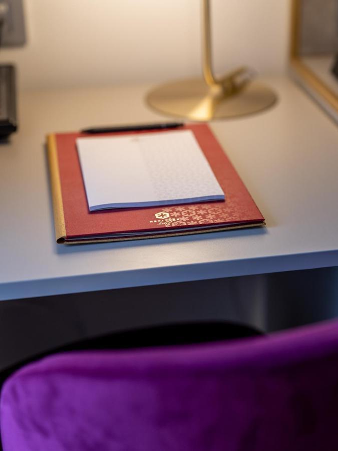 Tweepersoonskamer met Tweepersoonsbed en Uitzicht op de Oude Binnenstad