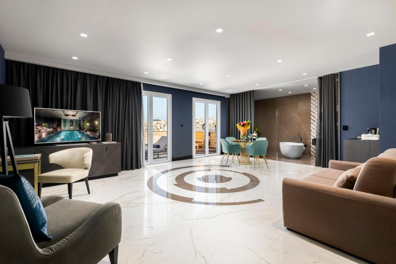 Presidential Suite with Hot Tub,1137014488:JPEG