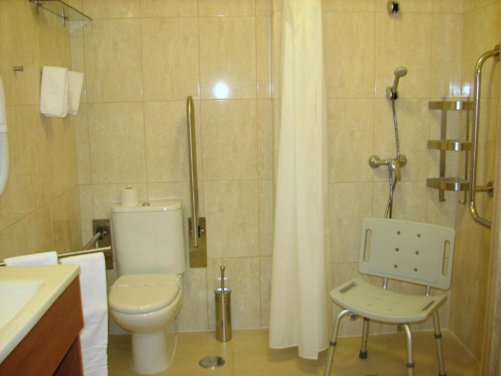 Habitación Triple adaptada para personas con movilidad reducida