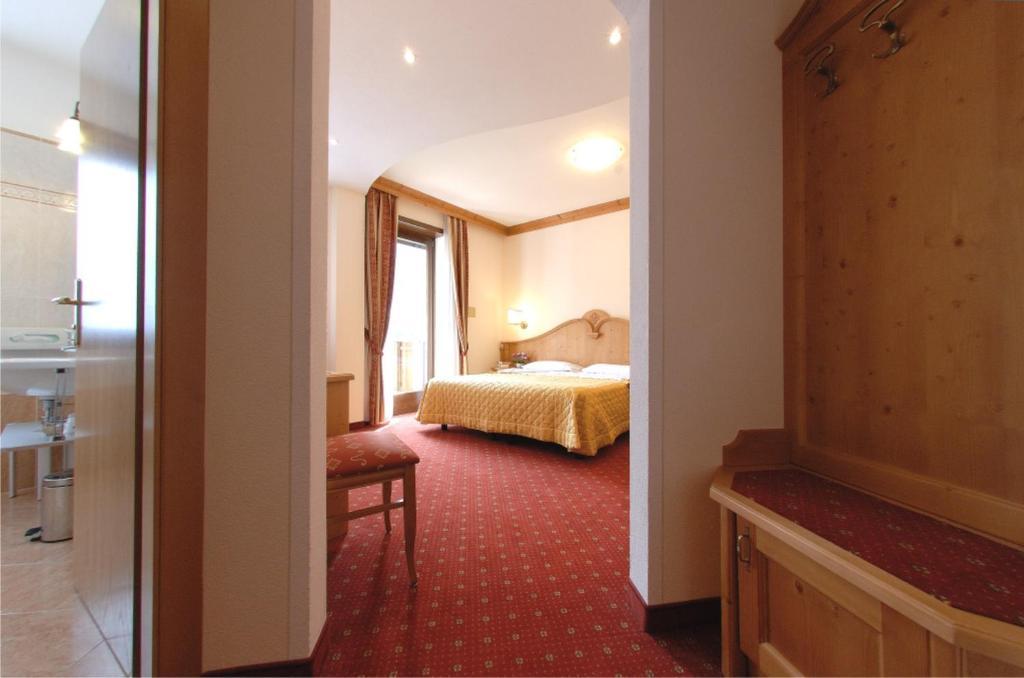 Großes Doppelzimmer
