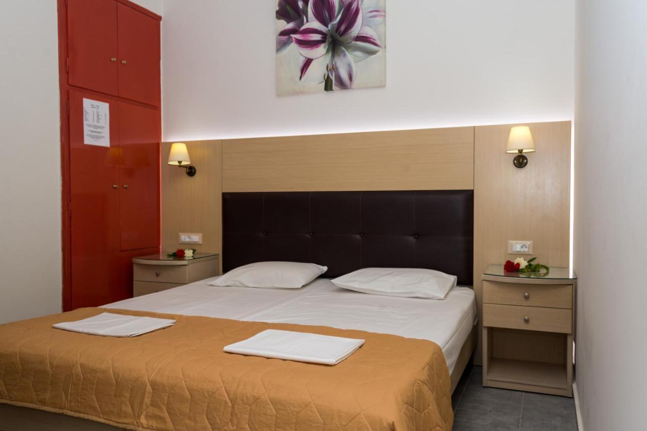 Double or Twin Room Pool View