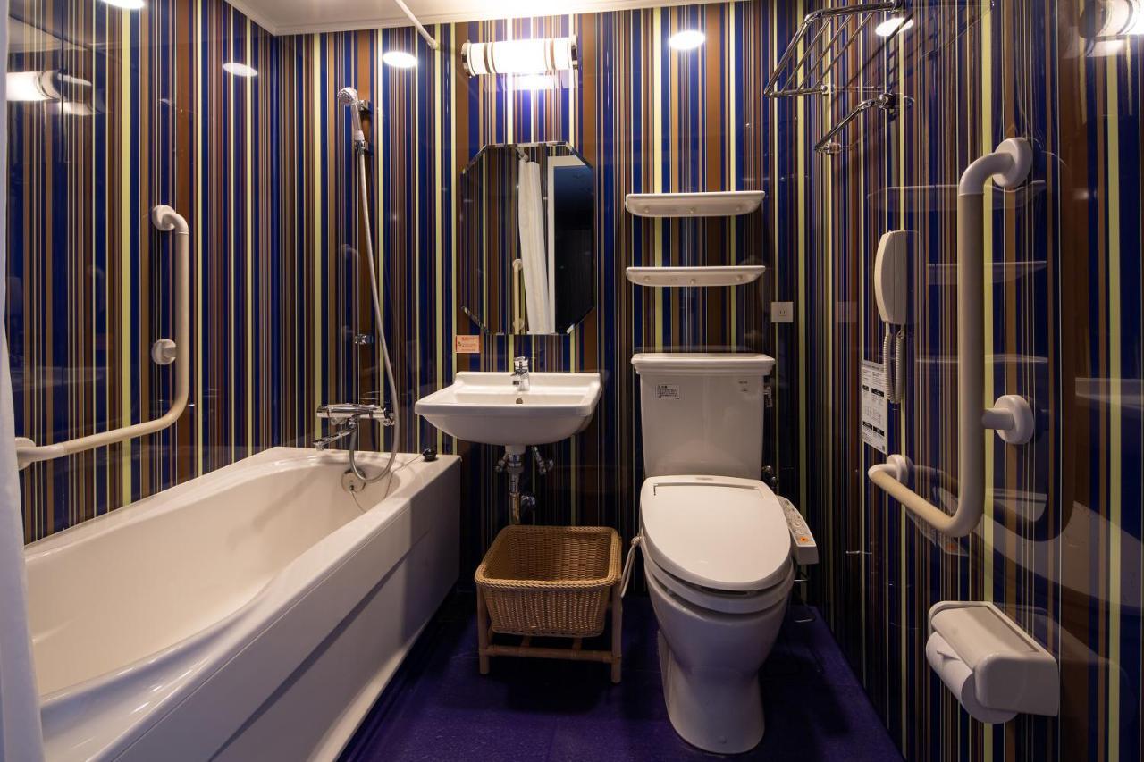 Queen Room Non-Smoking