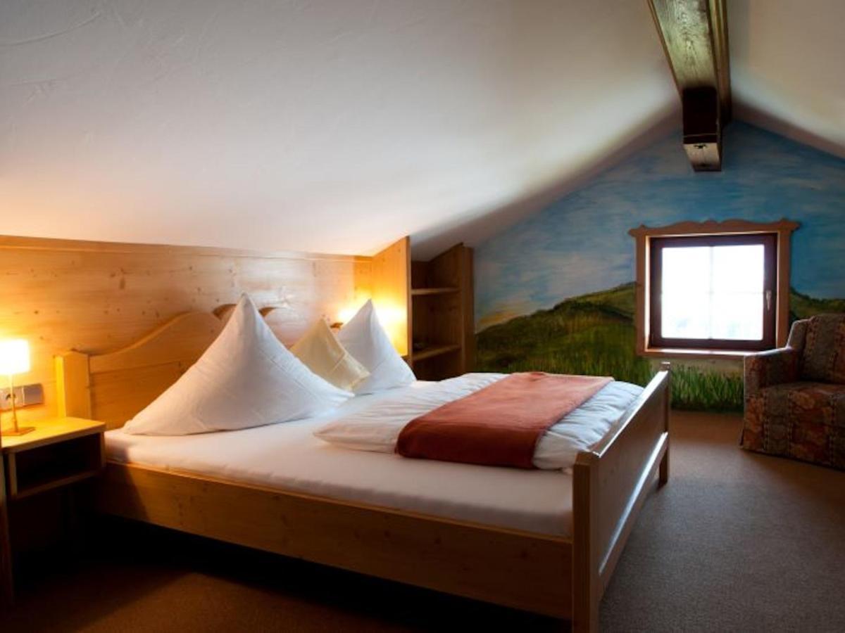 Apartment mit 2 Schlafzimmern und Balkon
