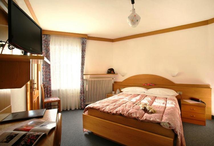 Double Room Mountain View,1591492150:JPEG
