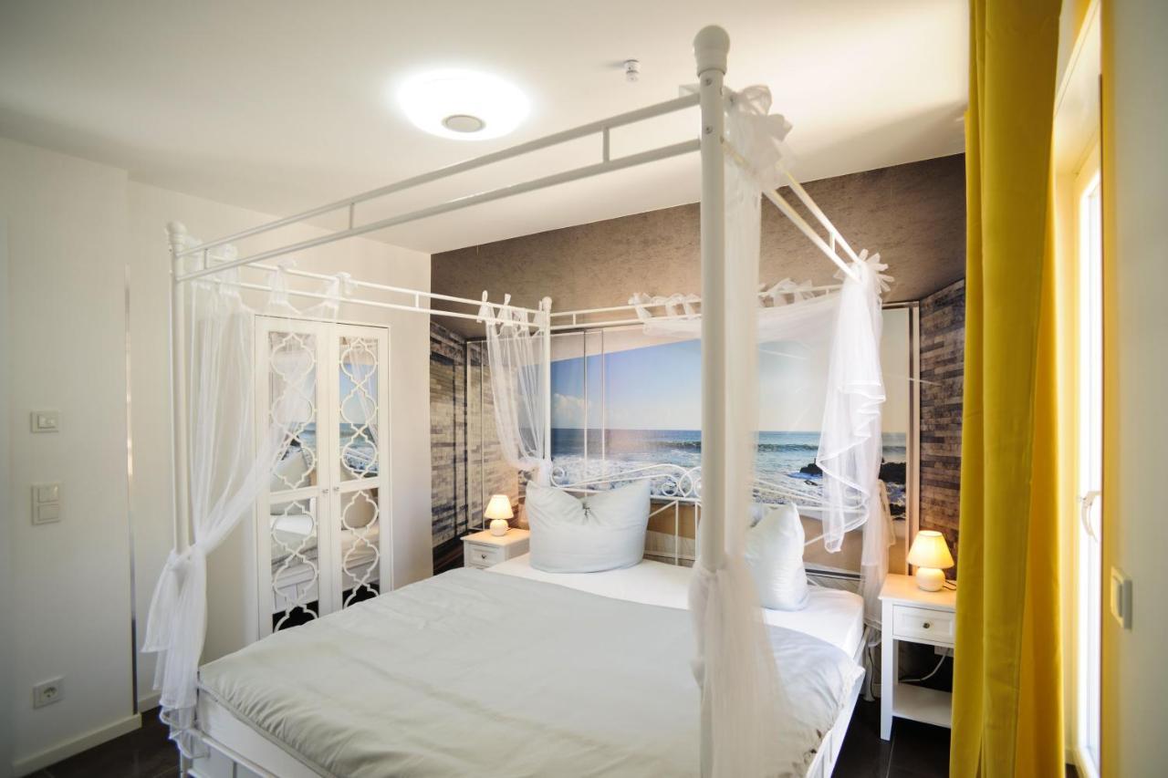 Double Room,1669084033:JPEG
