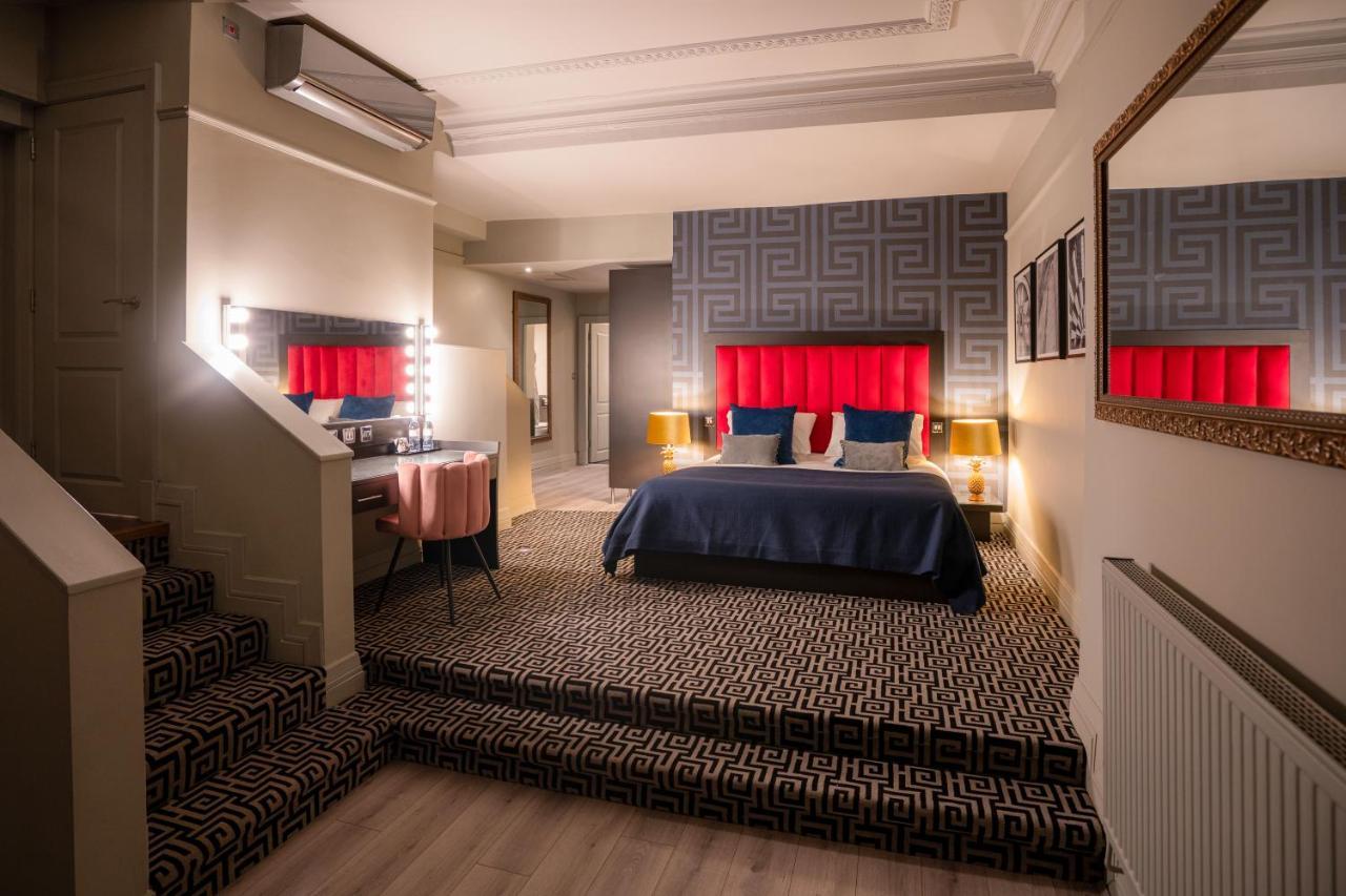 Suite con cama grande