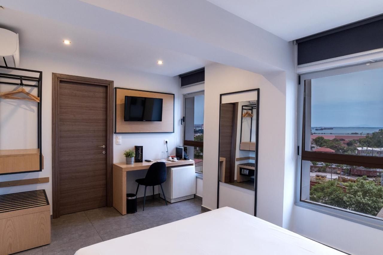 Standard Doppel- oder Zweibettzimmer mit Meerblick