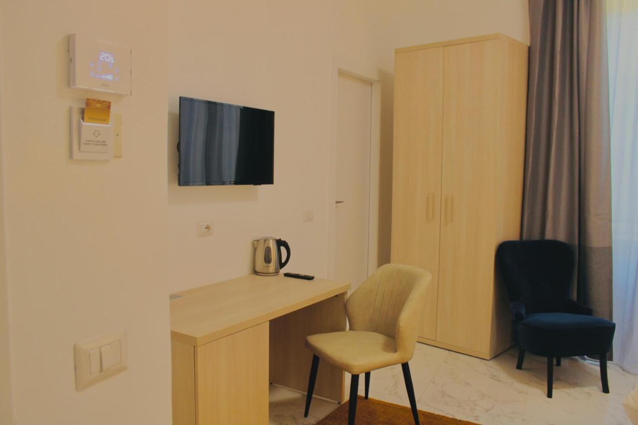 Deluxe Room,1231031570:JPEG