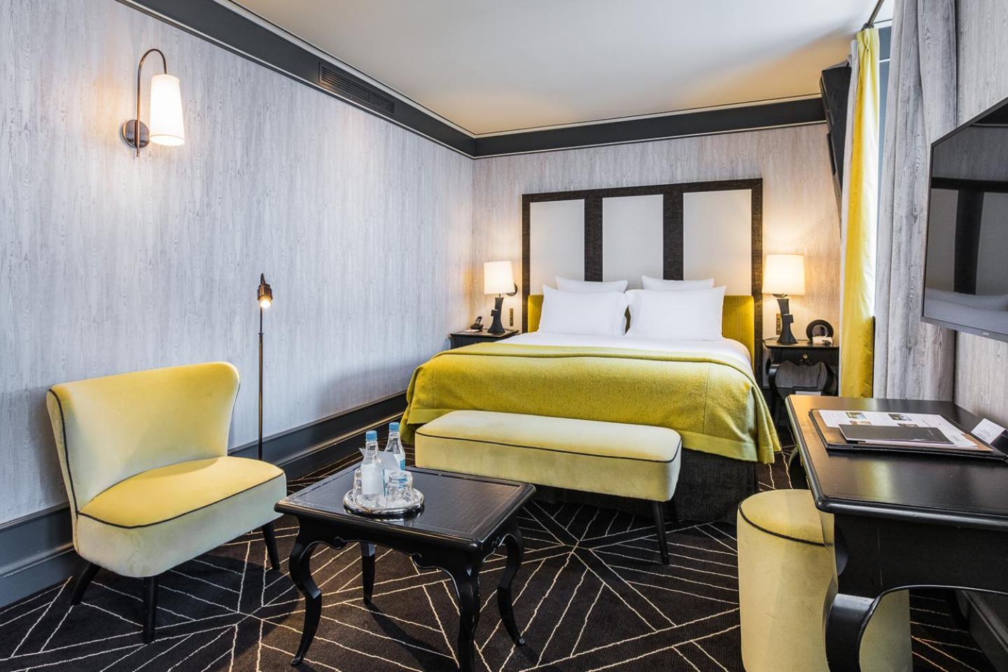 Deluxe Double or Twin Room