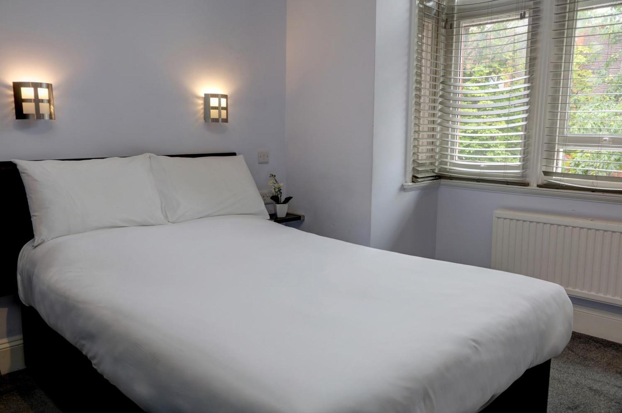 Standard Double Room - Non-Smoking