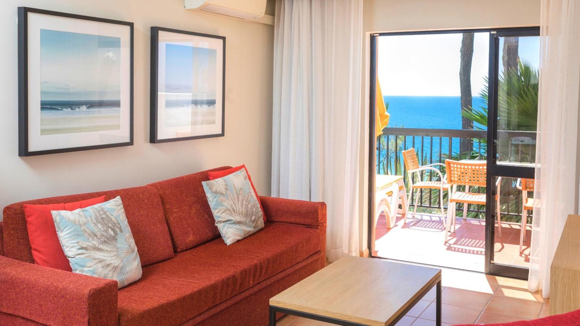 Appartamento con 3 Camere da Letto e Vista Mare