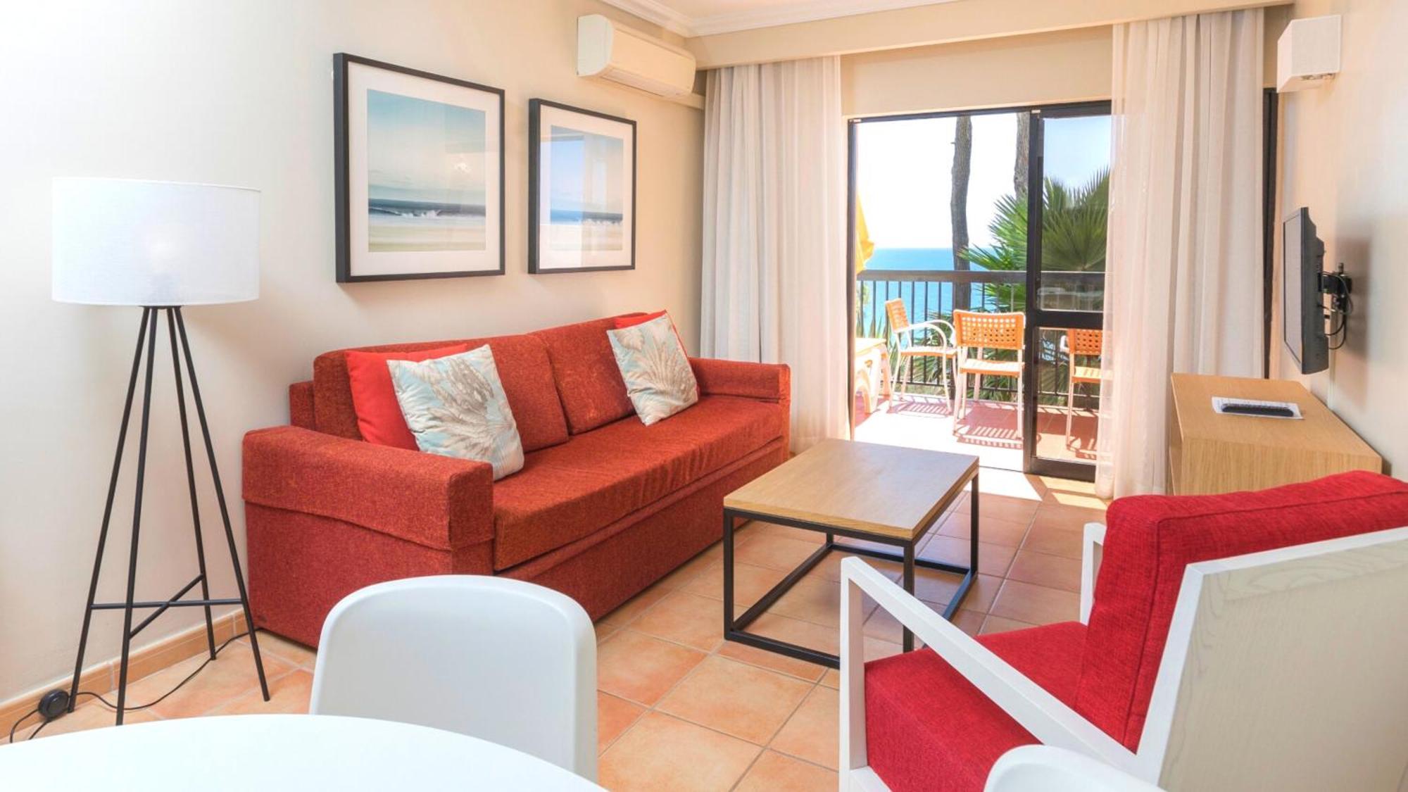 Appartamento con 2 Camere da Letto e Vista Mare