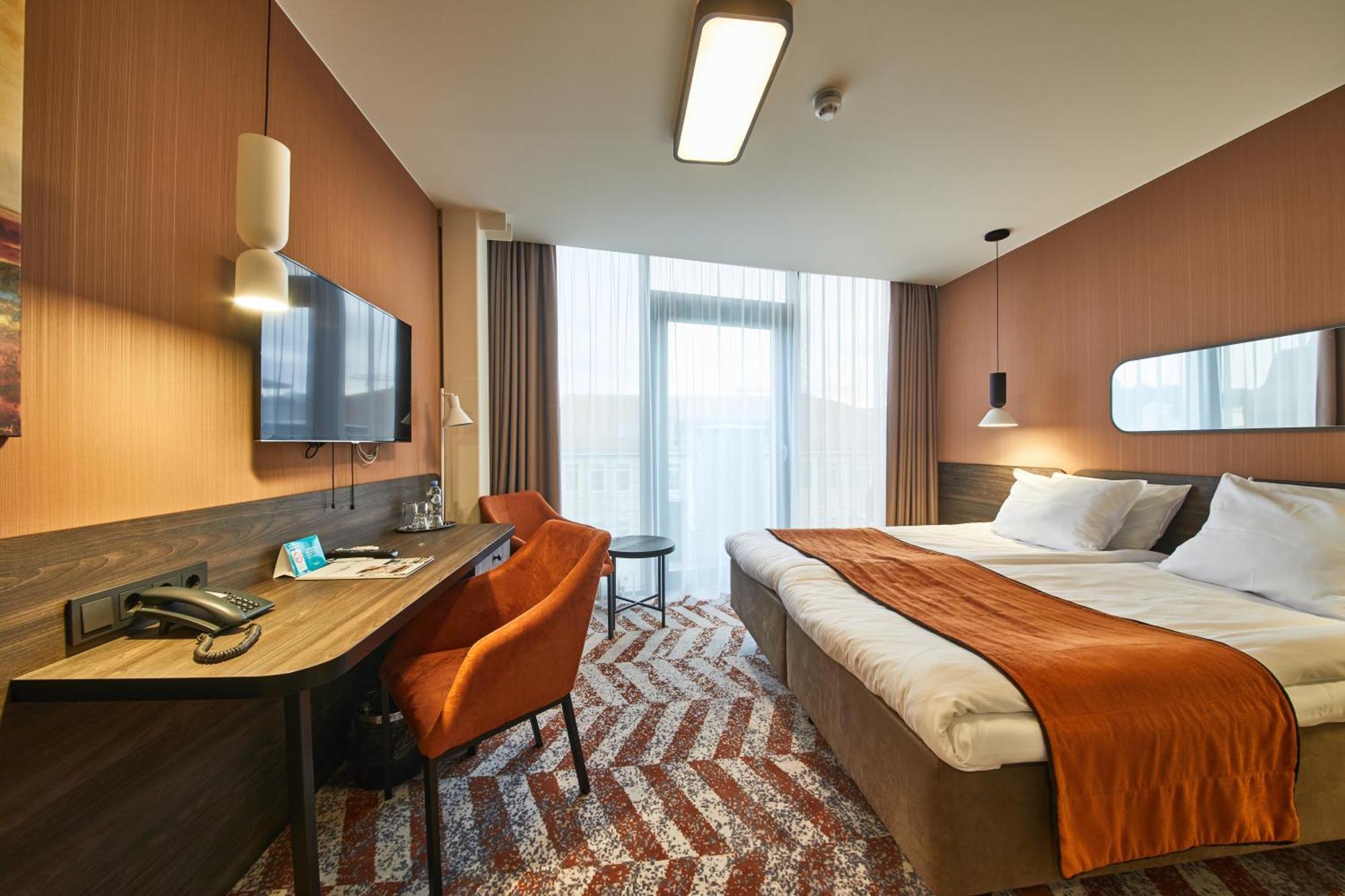 Deluxe Double or Twin Room