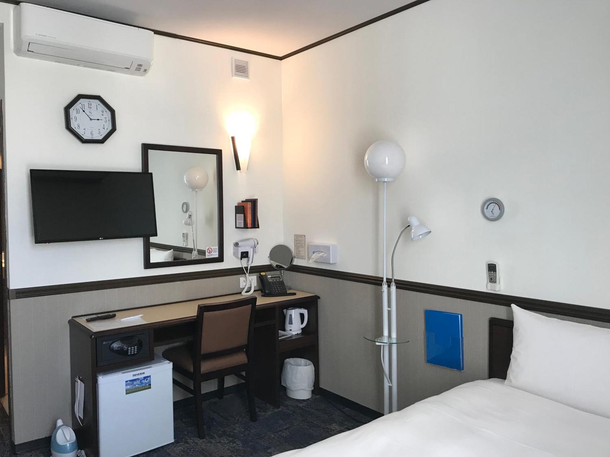 Small Single Room