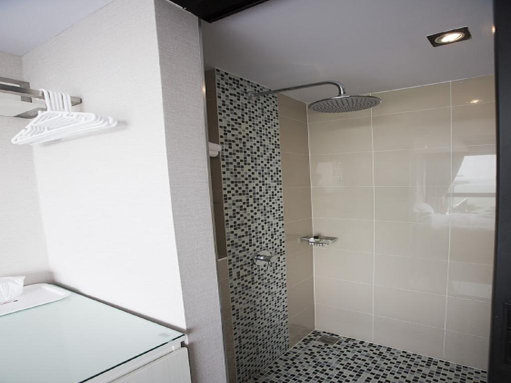 Standard Double Room with Sea View,422023053:JPEG
