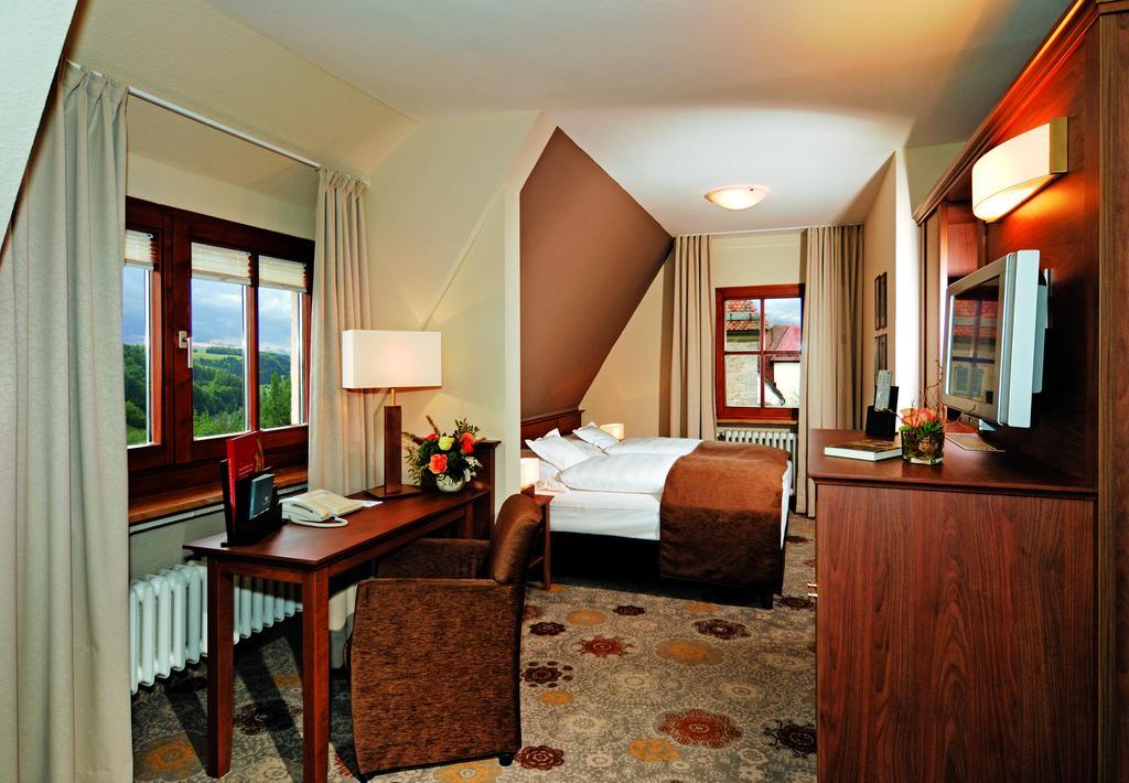 Basic Double Room