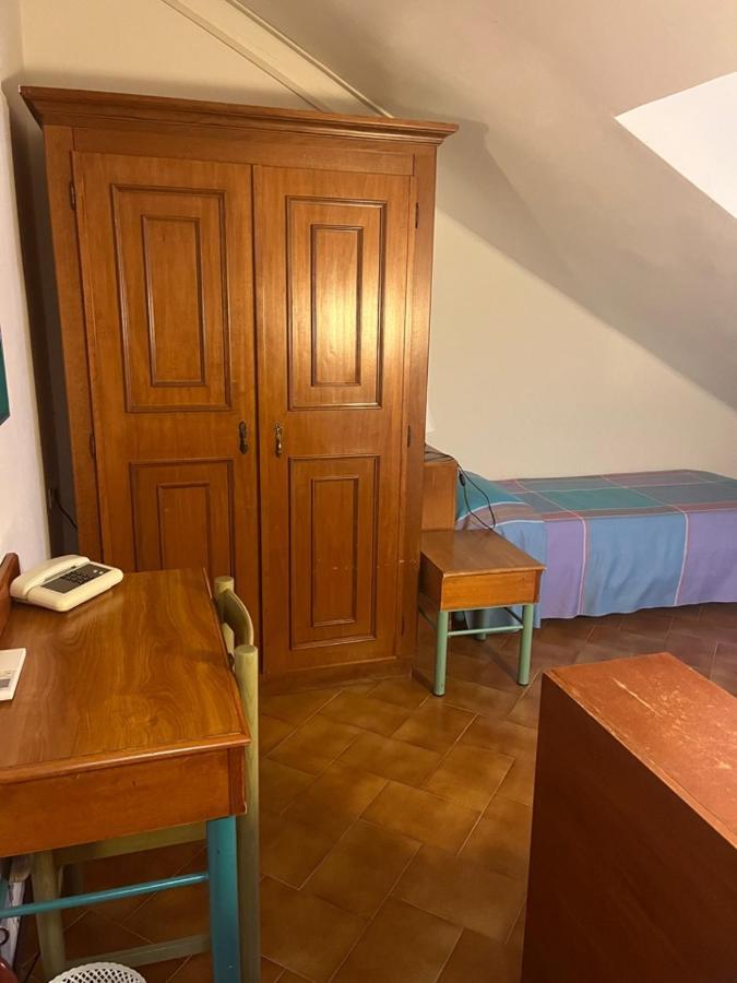 Camera Doppia con Letti Singoli con Bagno Privato Esterno