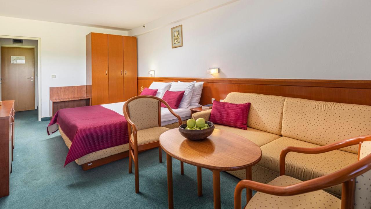 Superior Double Room, Lake Side