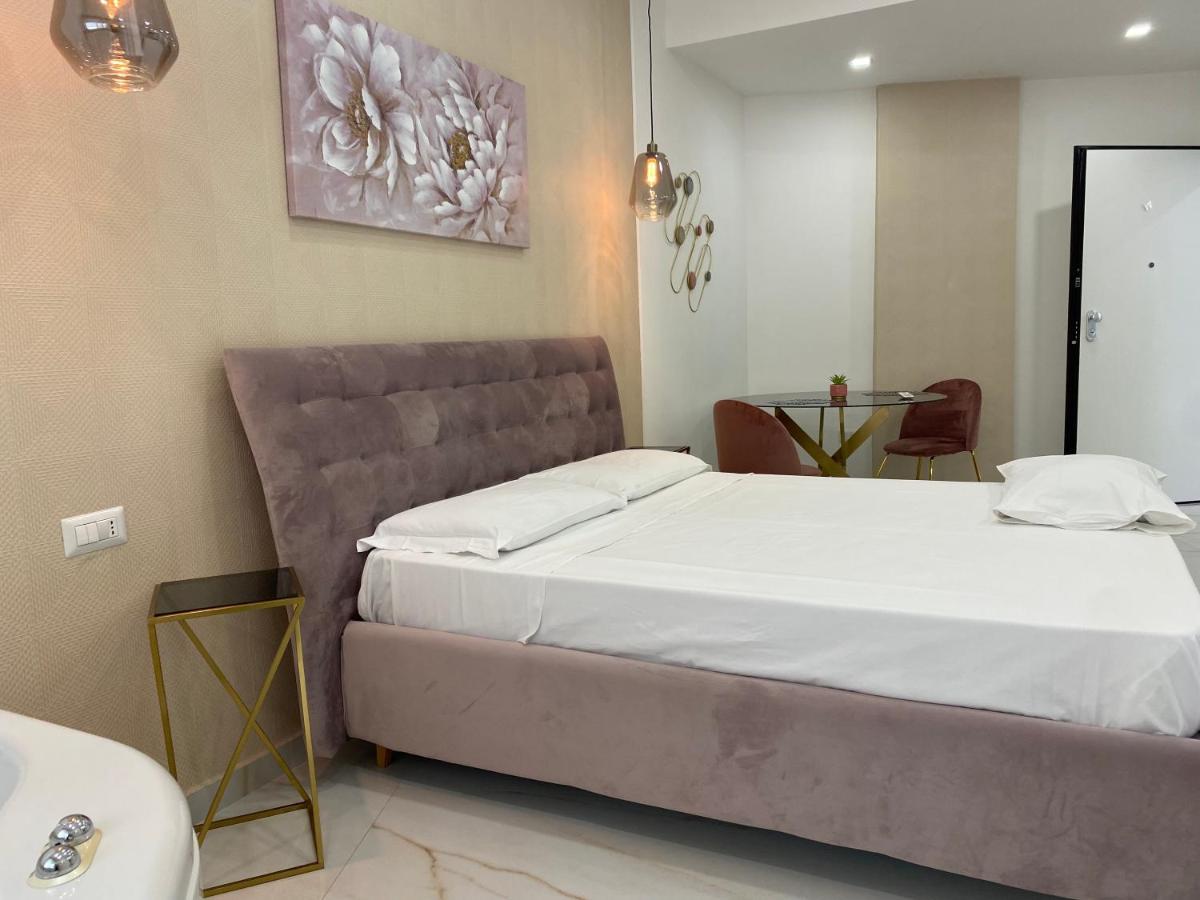 King Room Spa Bath