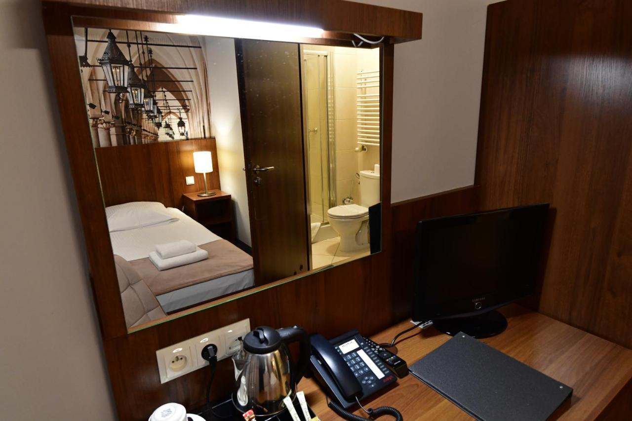 Budget Single Room