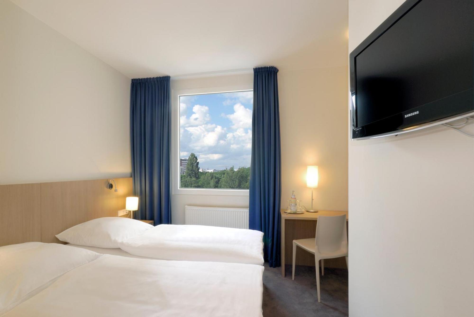 Standard Double or Twin Room,1276880758:JPEG