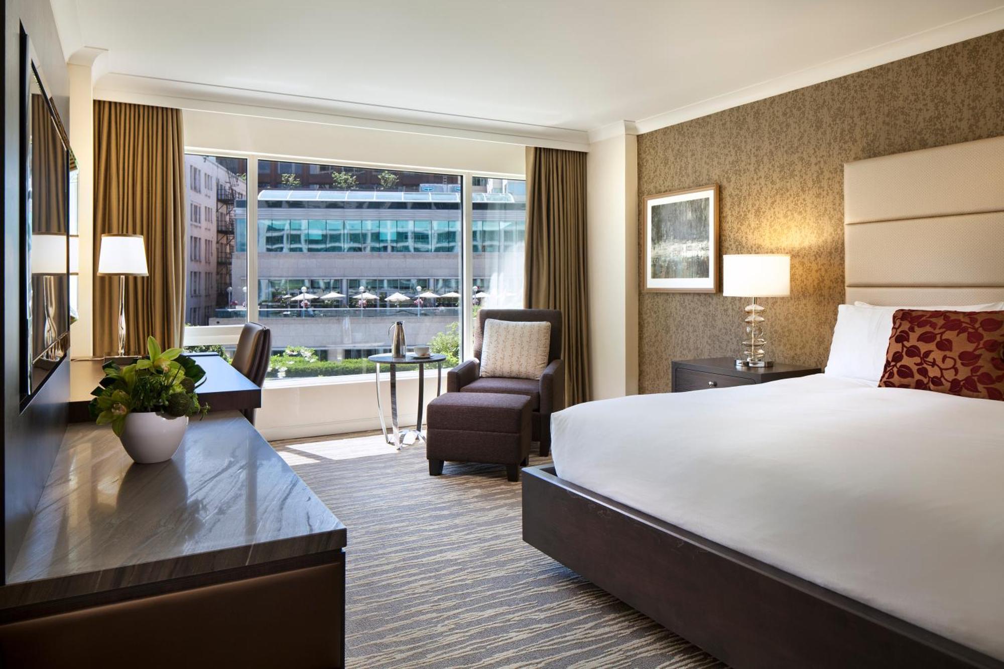 Fairmont City View Room with Two Double Beds,1717003693:JPEG