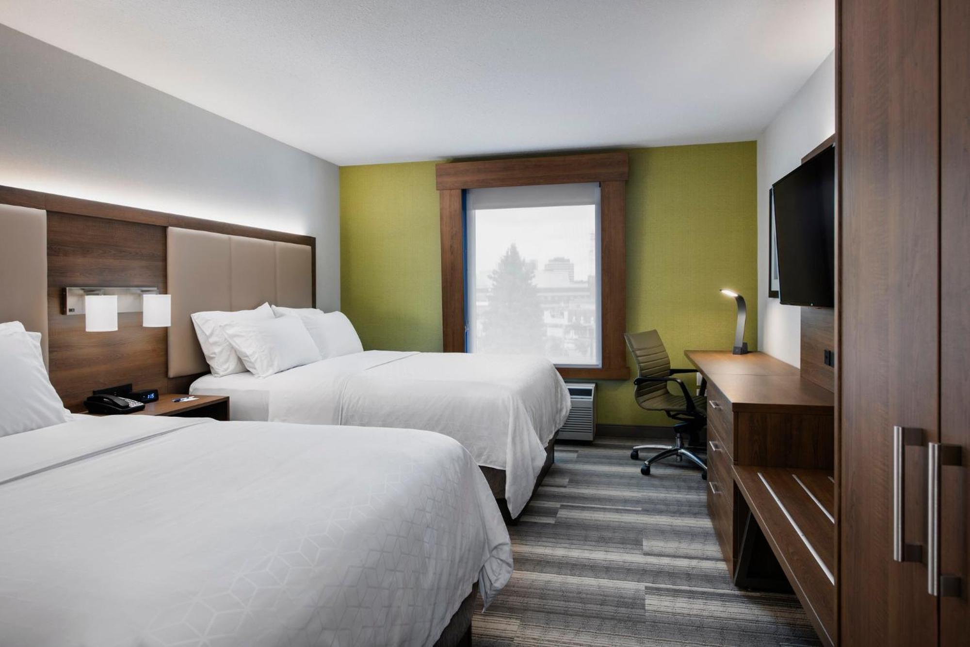 Standard Room with Two Queen Beds,1282842817:JPEG