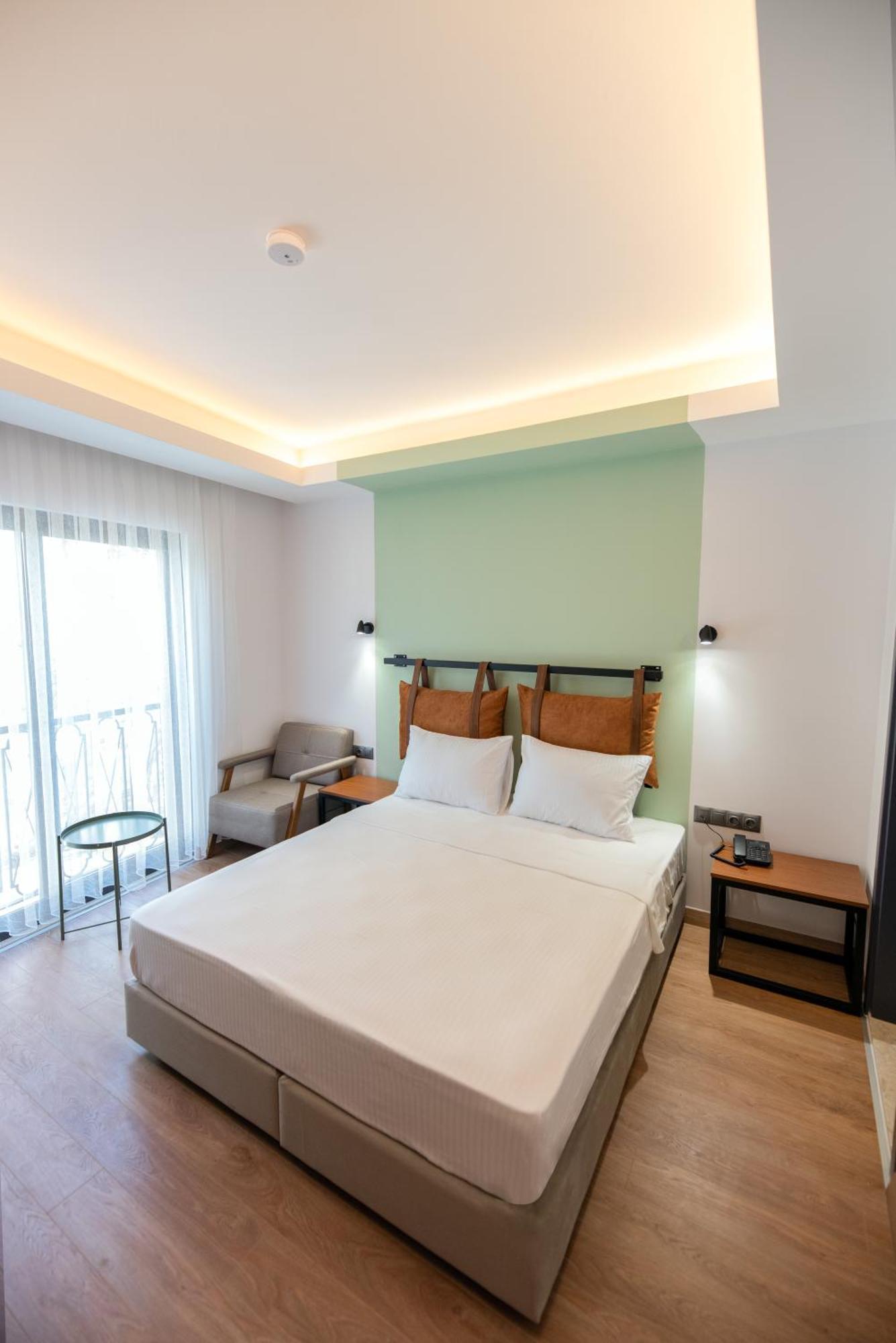 Double Room Mountain View